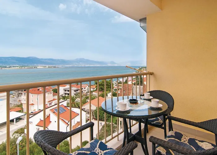 Apartmán Two-bedroom Misevac With Sea View 07 *