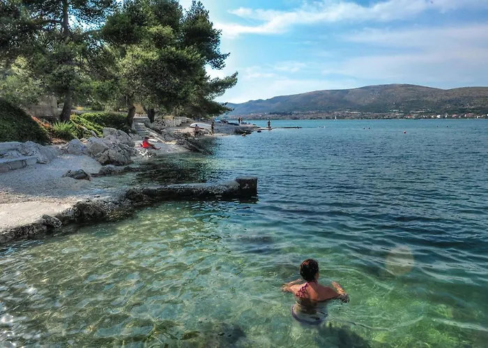 Two-bedroom Misevac With Sea View 07 * Trogir