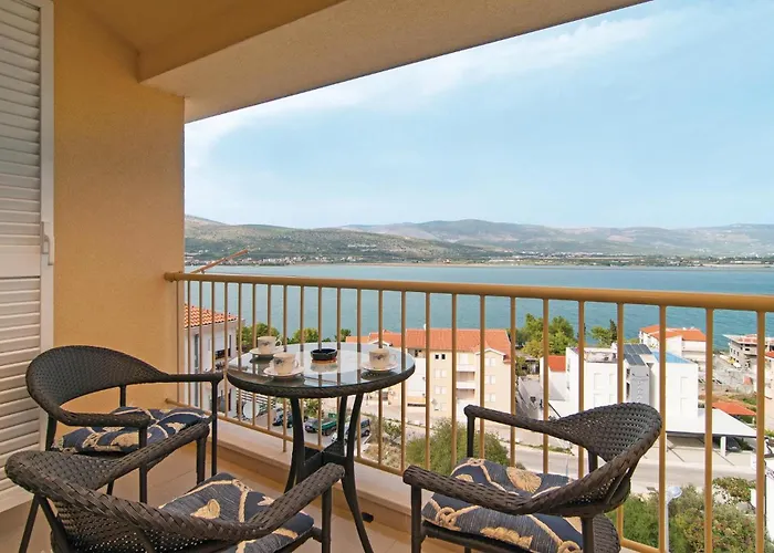 Two-bedroom Misevac With Sea View 07